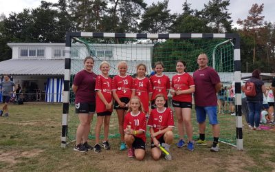 Weibl. D-Jugend: 4. Platz beim Rasenturnier