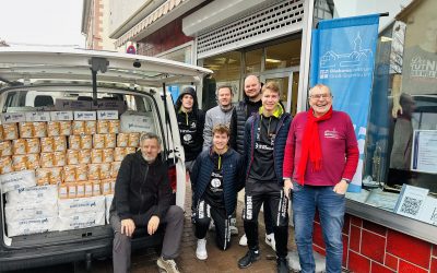 Spendenaktion der Falken für die Lebensmitteltheke Groß-Bieberau
